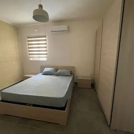 Apartment 7b The Grove