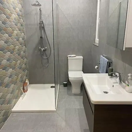 7b The Grove Xagħra