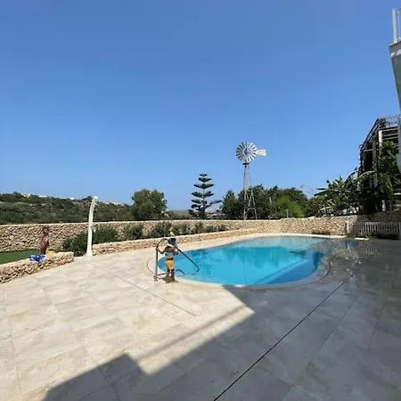 7b The Grove Apartman