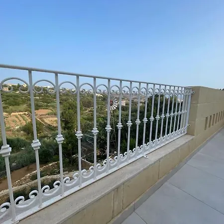 7b The Grove Apartman